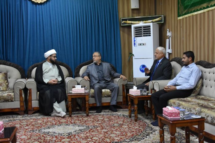 تشرف مدير مكتب المتولي الشرعي للعتبة الحسينية المقدسة بزيارة مرقد العلوية الشريفة بنت الامام الحسن المجتبى (عليهما السلام )