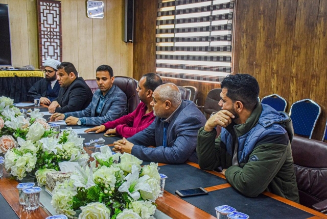الاجتماع الدوري حول الاعمار