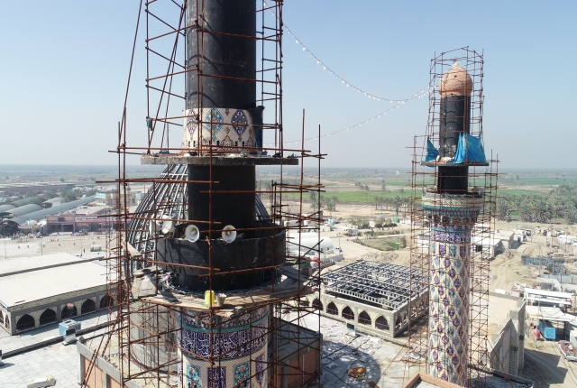 تغليف منائر العلوية الشريفة بنت الحسن(ع) تصل الى نسب انجاز عالية