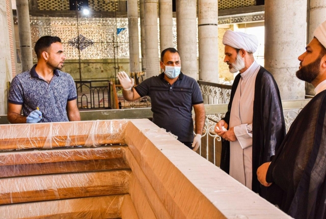 سماحة الشيخ عبد الساده الجابري يتفقد المشاريع العمرانية داخل المرقد الشريف