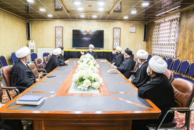 الجابري يلتقي بطلبة العلوم الدينية ويوعز بنشر محطات توعوية لنشر فكر ال البيت الاطهار (ع)