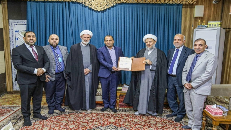 المهندس مناضل علي حسن امينا للمرقد الشريف خلفاً للشيخ عبد الساده الجابري