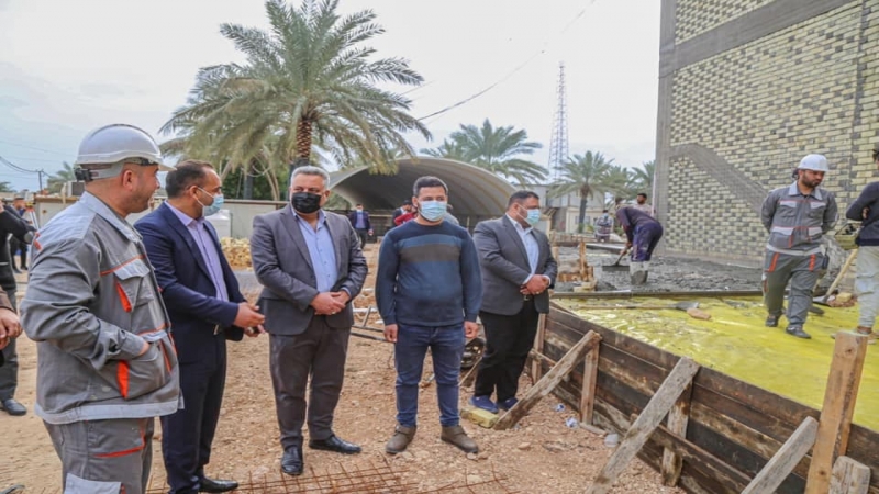 تستمر الكوادر الهندسية بتهيئة الصحن من الجهة الشرقية والغربية والشمالية