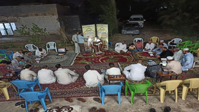 قُرْآنٌ يُتْلَى آنَاءَ اللَّيْلِ وَأَطْرَافَ النَّهَارِ مِنْ هَدِير حَرَّمَهَا الشَّرِيف