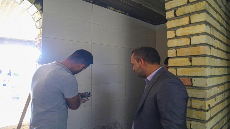أشكالٌ هندسية بصبغة اسلامية أضافة رونق فخماً لسقوف ألاروقة المباركة