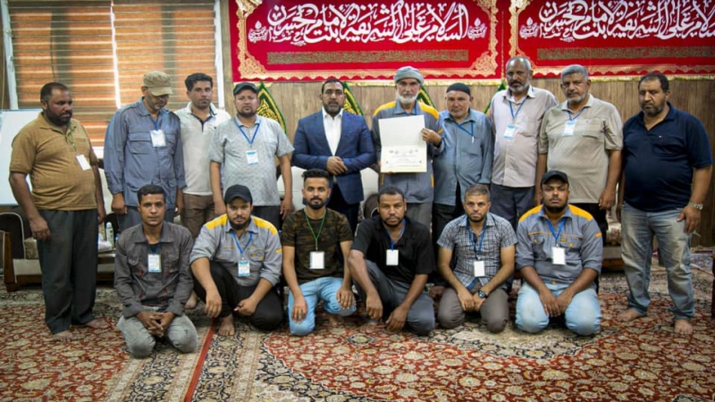 أنه شَرَف الْخِدْمَة عِنْد مَرْقَد كَهْف اللَّائِذِين