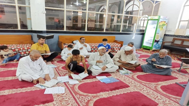 هَدِير الْقُرْآنِ الْكَرِيمِ مِنْ حَرُمَ سَيِّدِه الشِّفَاء يَعُمُّ فِي أَرْجَاءِ مَدِينَة الْحُلَّة