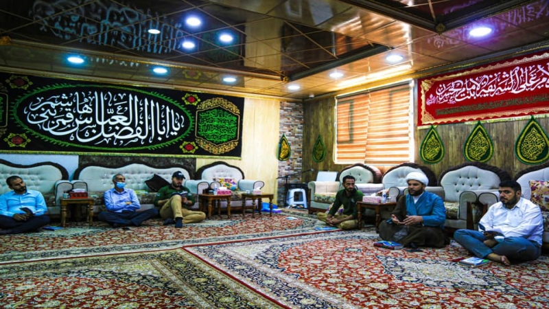 تتواصل دُرُوس الْفِقْه وَالْعَقَائِد فِي الدورةٌ العقائديةٌ والفِقْهِيَّةٌ الثانية التي تُقيمها الْأَمَانَة الخاصّة للمرقد الشَّرِيف