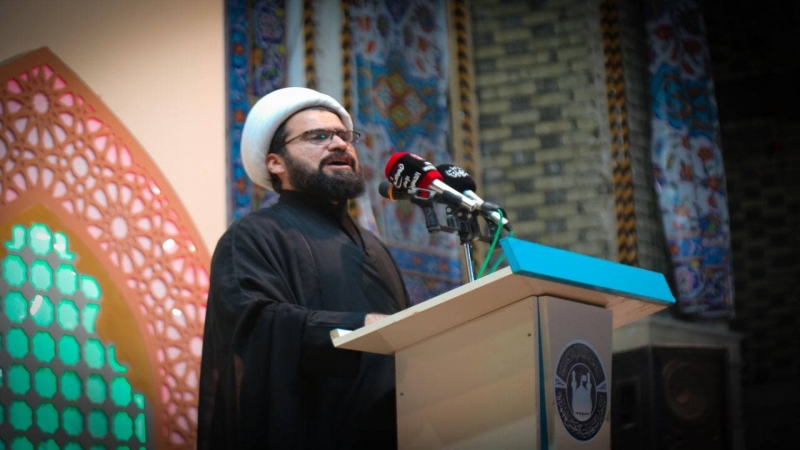 رفع راية الحزن والاسى على قبة شهيدة الركب الحسيني العلوية الشريفة بنت الحسن المجتبى (ع)