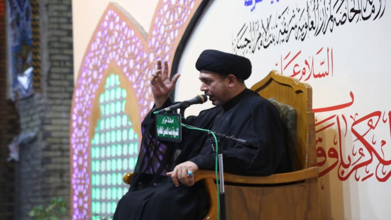 شَهْرِ الْمُحَرَّمِ فَاتَك الْعُذْر أوجعت قَلْب الدِّين يَا شَهْرَ فَكَان شيمتك الْخِلَافِ عَلَى آلِ النَّبِيِّ وَشَأْنُك الْغَدْر