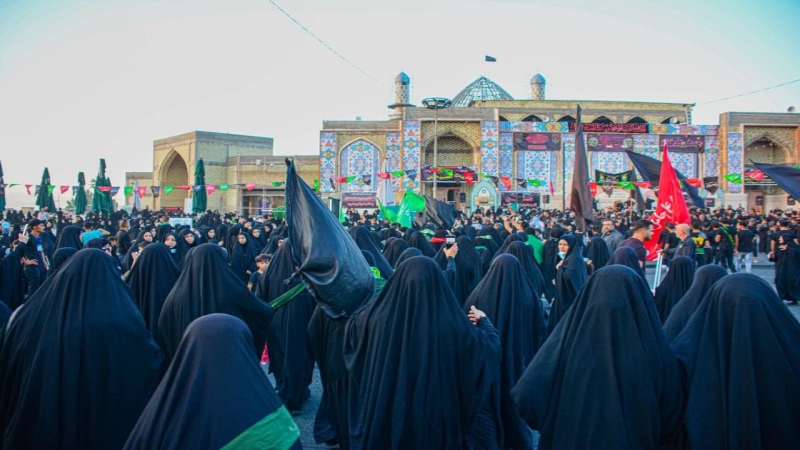 توافد المواكب المعزية في ذكرى استشهاد العلوية الشريفة بنت الامام الحسن المجتبى (ع) حيث ادت المواكب الحسينية واجب العزآء لشهيدة ركب السبايا