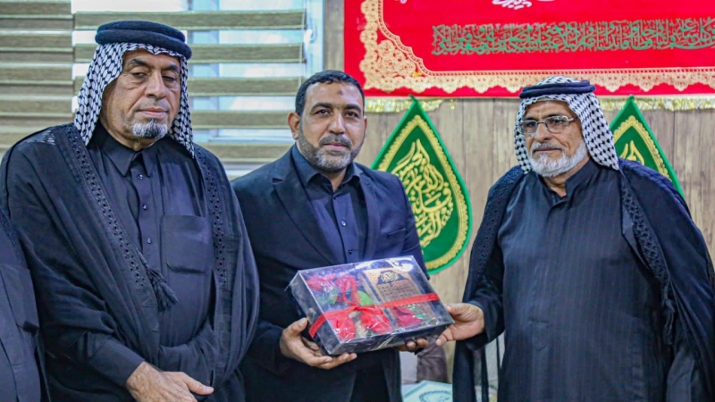 هَيْئَة مواكب بَابِل تَكرم ادارة المرقد الشريف تثميناً لجهودها المبذولة في خدمة المواكب الحسينية