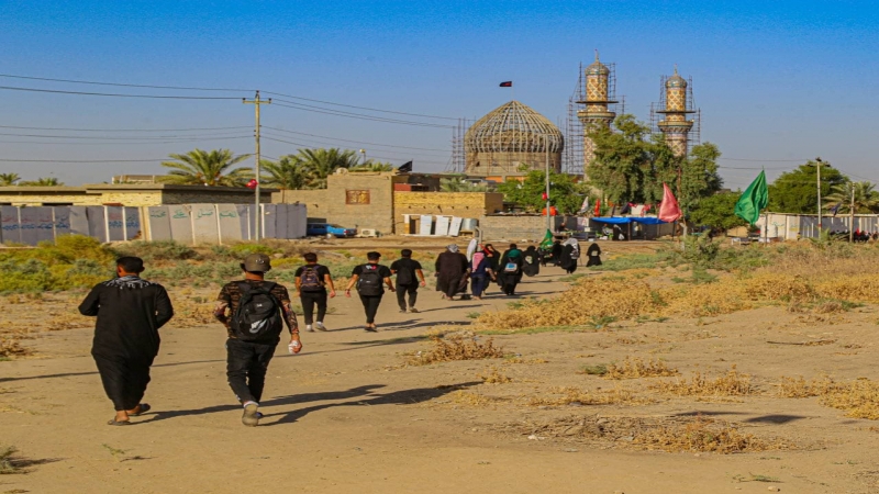 توافد زوار الاربعين معزين العلوية الشريفة بنت الامام الحسن المجتبى (ع)