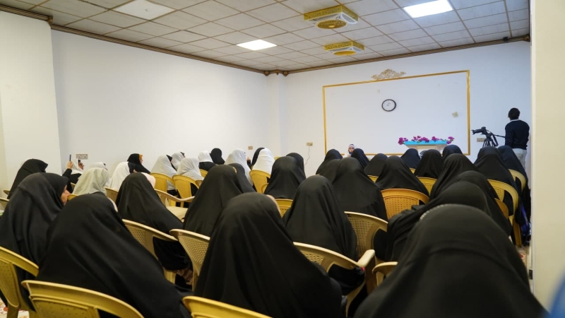 الأمانة الخاصة للمرقد المطهر تقيم دورة السيدة فاطمة الزهرآء