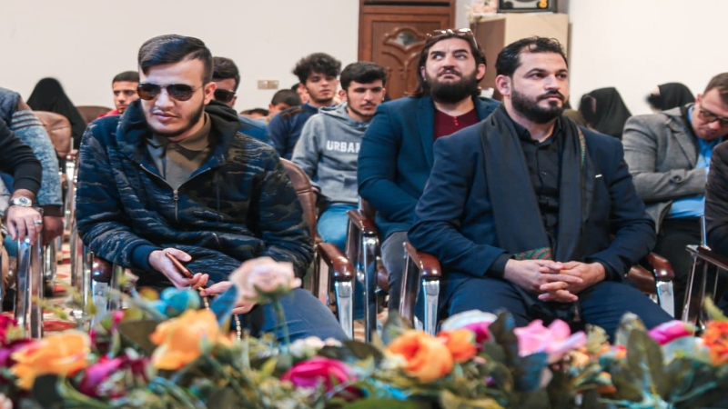 الْأَمَانَة الْخَاصَّة للمرقد الْمَطْهَرَة تُقِيم جِلْسَة قُرْآنِيَّة للمكفوفين دَاخِلِ الْحَرَمِ الشَّرِيفِ