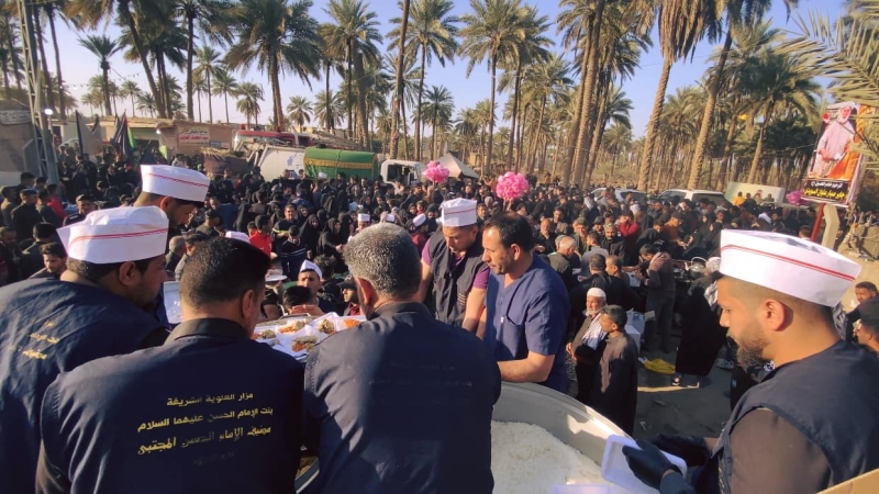 بركات كريم آل محمد في خدمة زائرين مرقد السيد العابد(ع)