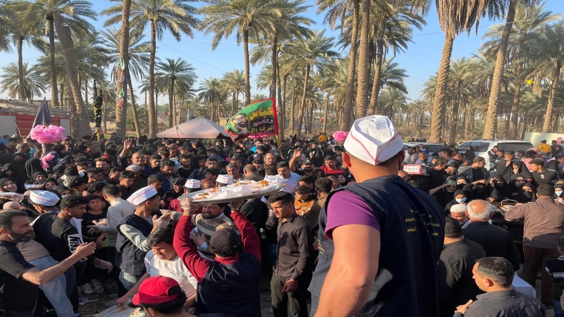 بركات كريم آل محمد في خدمة زائرين مرقد السيد العابد(ع)