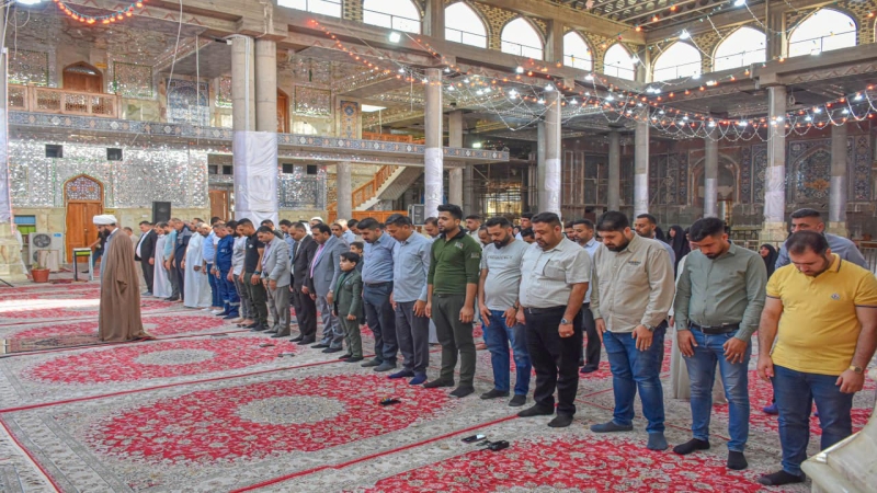 الْأَمَانَة الْخَاصَّة للمرقد الشَّرِيف تُقِيم صَلَاةِ الْعِيدِ الْمُبَارَكَة.