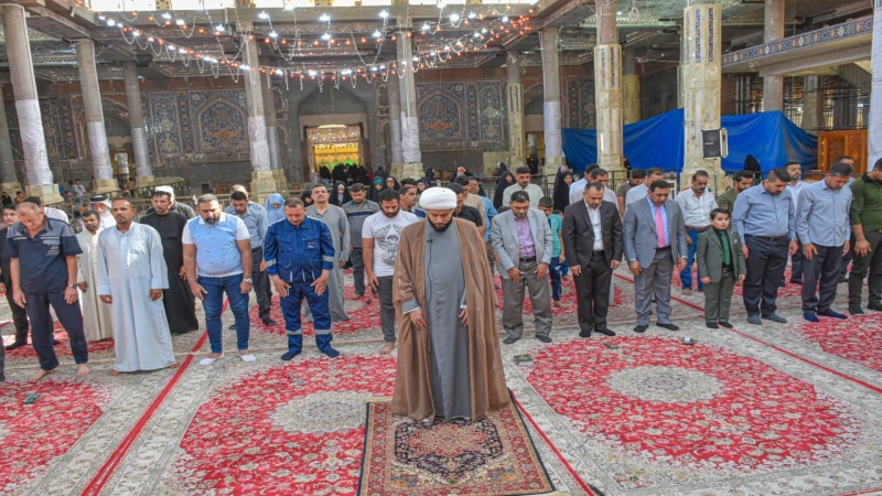 الْأَمَانَة الْخَاصَّة للمرقد الشَّرِيف تُقِيم صَلَاةِ الْعِيدِ الْمُبَارَكَة.