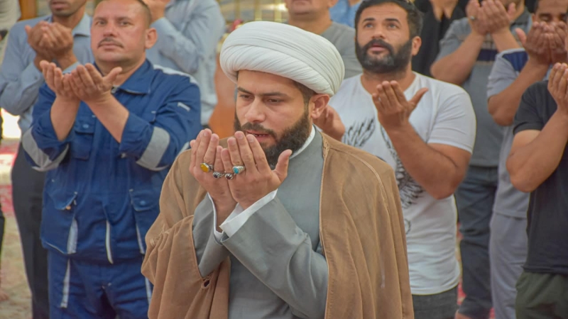 الْأَمَانَة الْخَاصَّة للمرقد الشَّرِيف تُقِيم صَلَاةِ الْعِيدِ الْمُبَارَكَة.