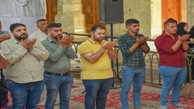 الْأَمَانَة الْخَاصَّة للمرقد الشَّرِيف تُقِيم صَلَاةِ الْعِيدِ الْمُبَارَكَة.