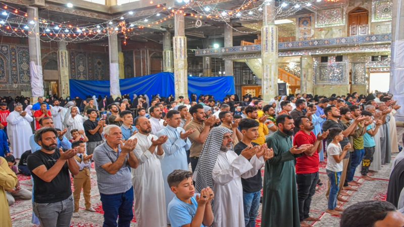 أقيمت صلاة الجماعة العبادية في رواق الامام الحسن المجتبى (ع)
