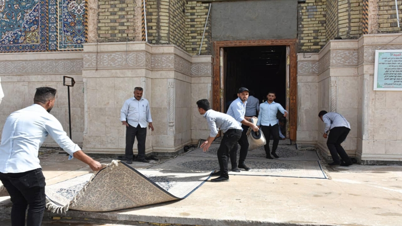 أعمال غسل وتنظيف الساحات والفضاءات الخارجية والاشجار