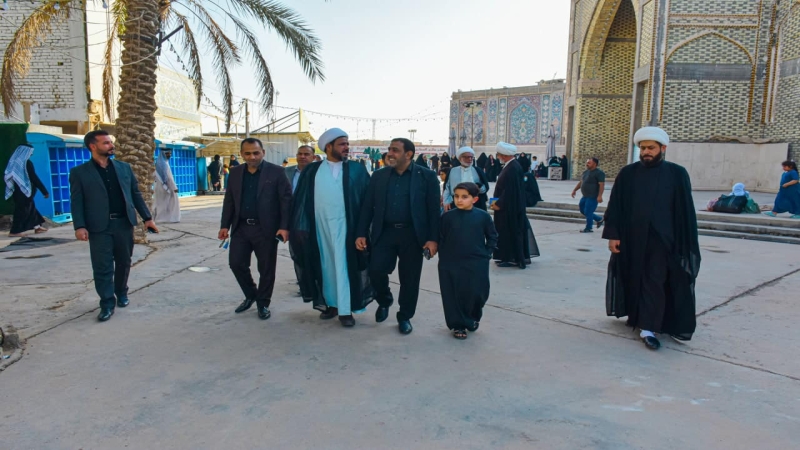 مُسْتَشار الأَمِينِ العَامِّ للمزارات الشيعية الشَّرِيفَةِ فِي العراق يَتَشَرَّف بِزِيَارَة الْمُرْقِد الْمُطَهِّر
