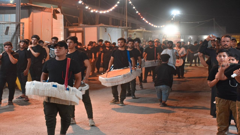 استمرار توافد المواكب المعزية لمرقد شهيدة الركب الحسيني العلوية الشريفة بنت الامام الحسن المجتبى