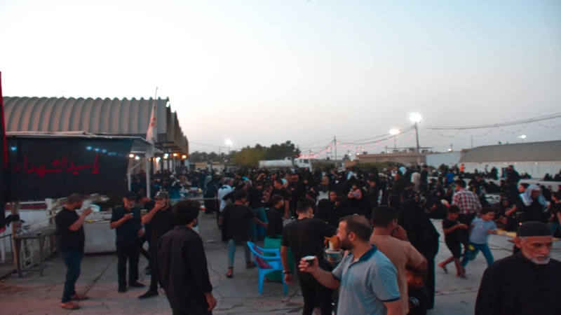 عطاء فاق حدود الكرم.. المواكب الحسينية في مرقد الشريفة بنت الحسن(ع)