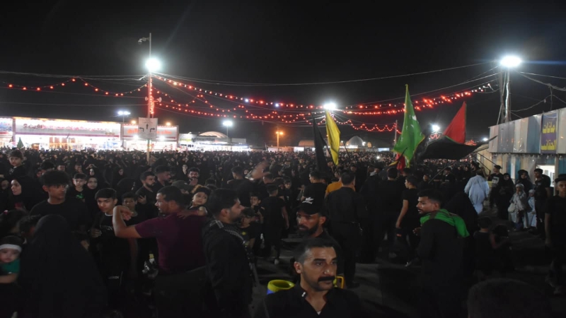استعدادا لإحياء مراسيم زيارة عاشوراء الإمام الحسين (عليه السلام )