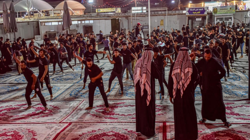 استمرار توافد المواكب المعزية لمرقد شهيدة الركب الحسيني العلوية الشريفة بنت الامام الحسن المجتبى