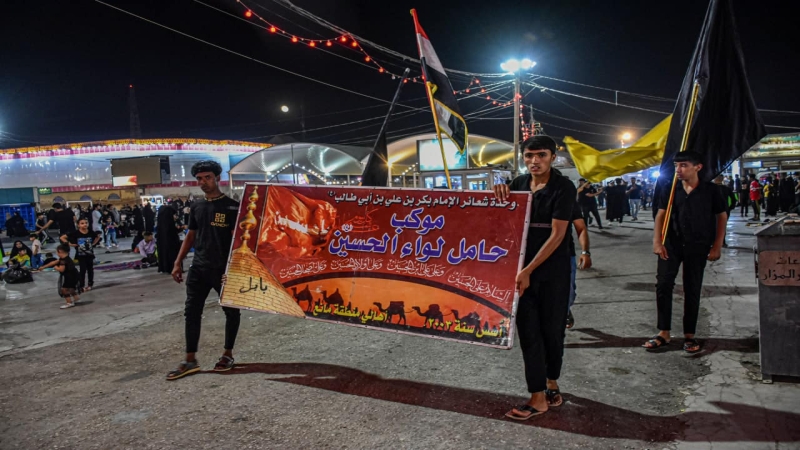 استمرار توافد المواكب المعزية لمرقد شهيدة الركب الحسيني العلوية الشريفة بنت الامام الحسن المجتبى