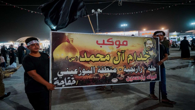 مرقد طبيبة المعلولين ..يستقبل عشرات المواكب الحسينية.