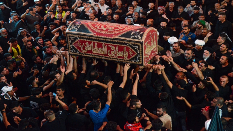 مراسيم تشيع النعش الرمزي السنوي بذكرى استشهاد السيده الشريفة بنت الامام الحسن (ع)