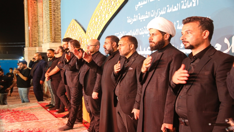 خدام العلوية الشريفة بنت الامام الحسن المجتبى يستقبلون المعزين بذكرى شهادة طبيبة المعلولين العلوية الشريفة بنت الامام الحسن المجتبى (ع)
