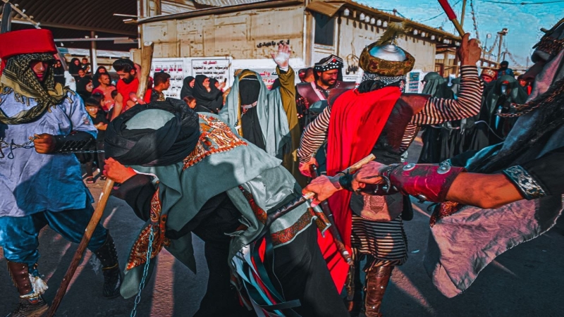 المرقد المطهر يشهد توافد مواكب التشابيه في يوم شهادة شهيدة ركب السبايا لآل احمد مولاتنا السيدة الشريفة بنت الإمام الحسن المجتبى