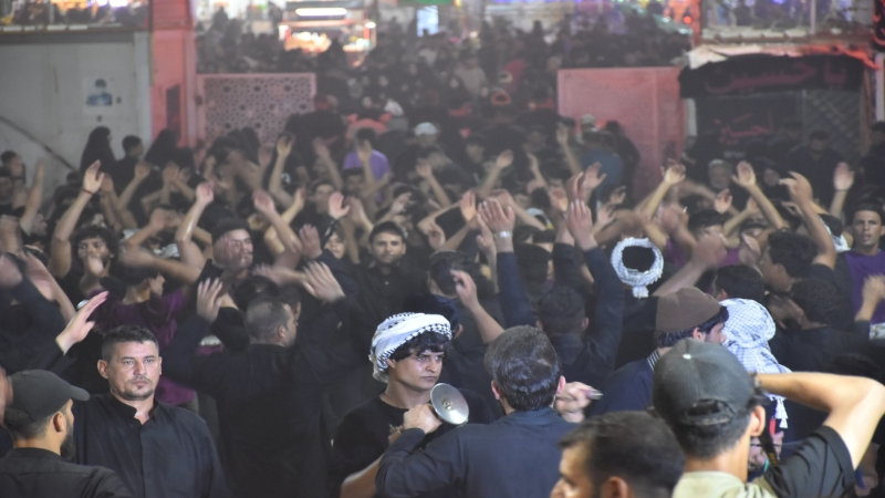 استمرار توافد المواكب
