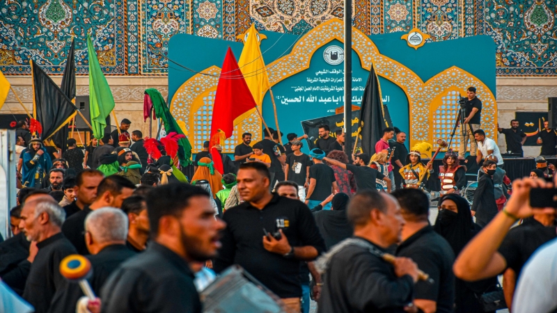 استمرار توافد المواكب