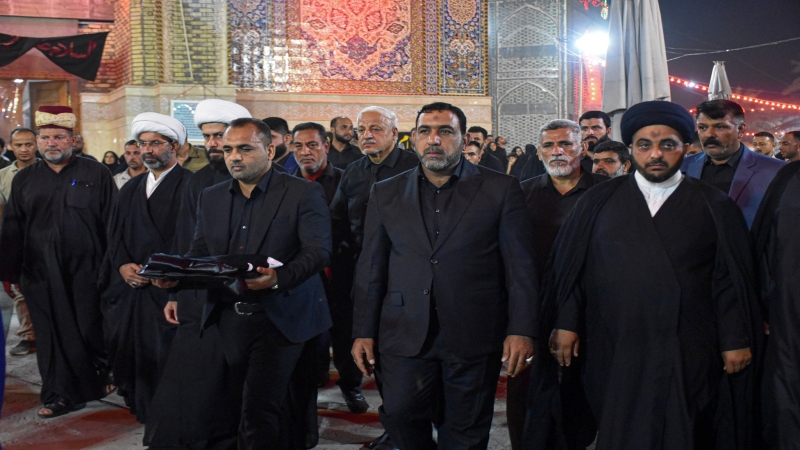 الأمانة الخاصة للمرقد المطهر ترفع راية الحزن