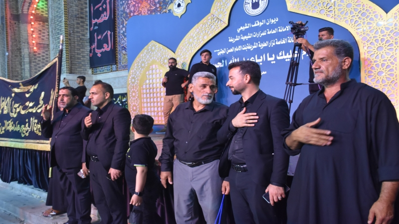 استمرار توافد المواكب المعزية لمرقد شهيدة الركب الحسيني