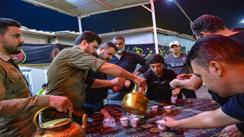 مَوْكِب السَّيِّدَة الشَّرِيفَة