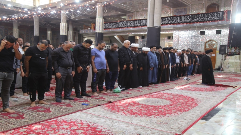 قال رسول الله ( صلى الله عليه وآله ) : إن صفوف أمتي كصفوف الملائكة في السماء ، والركعة في الجماعة أربع وعشرون ركعة ، كل ركعة أحب إلى الله عن عبادة أرب