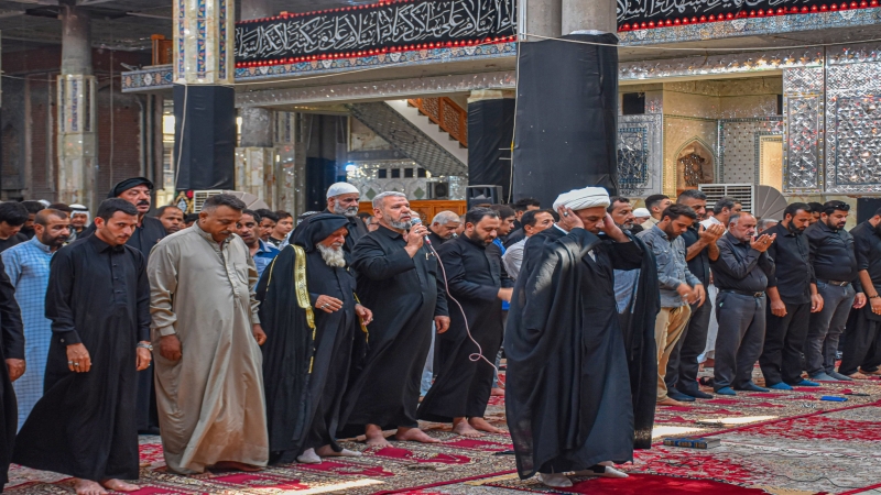قيمت صلاة الجماعة العبادية في حرم طبيبة المعلولين العلوية الشريفة بنت الإمام الحسن المجتبى (عليهما السلام)