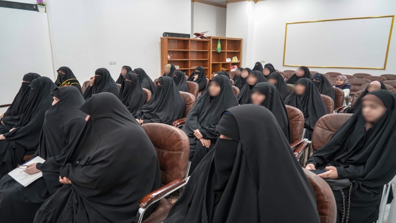 الْأَمَانَة الْخَاصَّة للمرقد الشَّرِيف تُقِيم نَدْوَة حوارية نسوية حَوْل السَّيِّدَة الزَّهْرَاء (ع)
