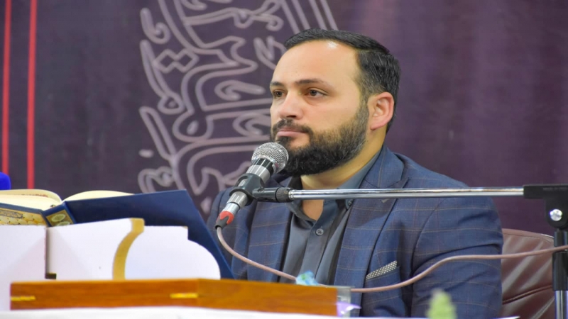 الأمانة الخاصة للمرقد المطهر تقيم محاضرة قرآنية تفسيرية في رواق الأمام الحسن