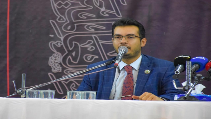 الأمانة الخاصة للمرقد المطهر تقيم محاضرة قرآنية تفسيرية في رواق الأمام الحسن