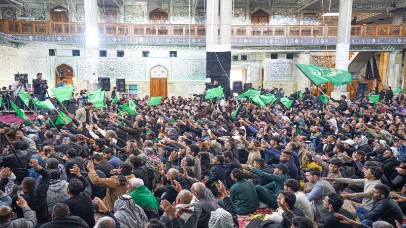 رايات العزاء لموكب النجف الأشرف ترفرف بشجن العبرات عند قبر حفيدة السيدة الزهراء (ع)