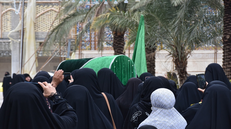 مواكب العزاء تحيي وفاة السيدة فاطمة ام البنين في رحاب طبيبة المعلولين الشريفة بنت الامام الحسن المجتبى (عليهما السلام)