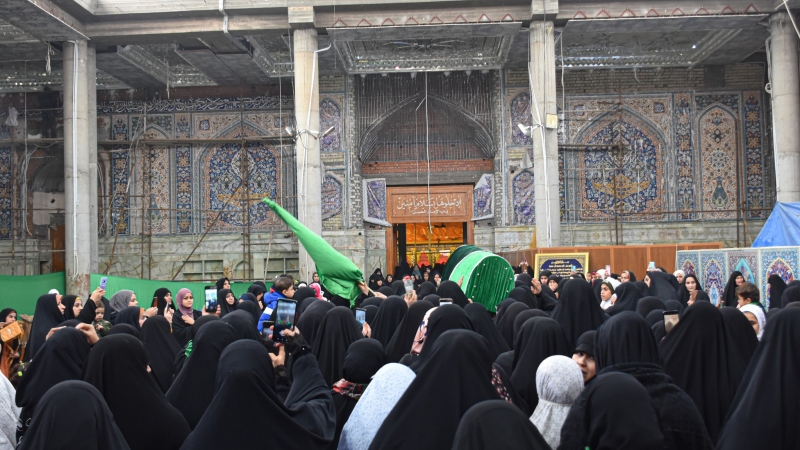 مواكب العزاء تحيي وفاة السيدة فاطمة ام البنين في رحاب طبيبة المعلولين الشريفة بنت الامام الحسن المجتبى (عليهما السلام)